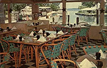 Pete Reynard's Yacht Club Restaurant Holmes Beach, Florida FL Original Vintage Postcard