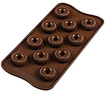 Silikomart Choco Crown Silicone Mold, Flexible Tray with 3D Technology Creates 11 Crown-shaped Chocolates or Candies, Easily Unmolds, Oven, Microwave, Freezer and Dishwasher Safe, Made in Italy